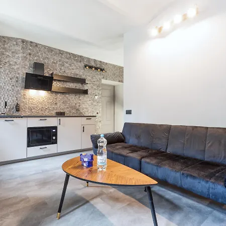 Stylish Mosaic Flat Lägenhet