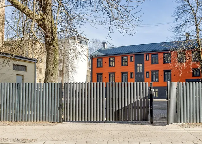 Stylish Mosaic Flat 里加